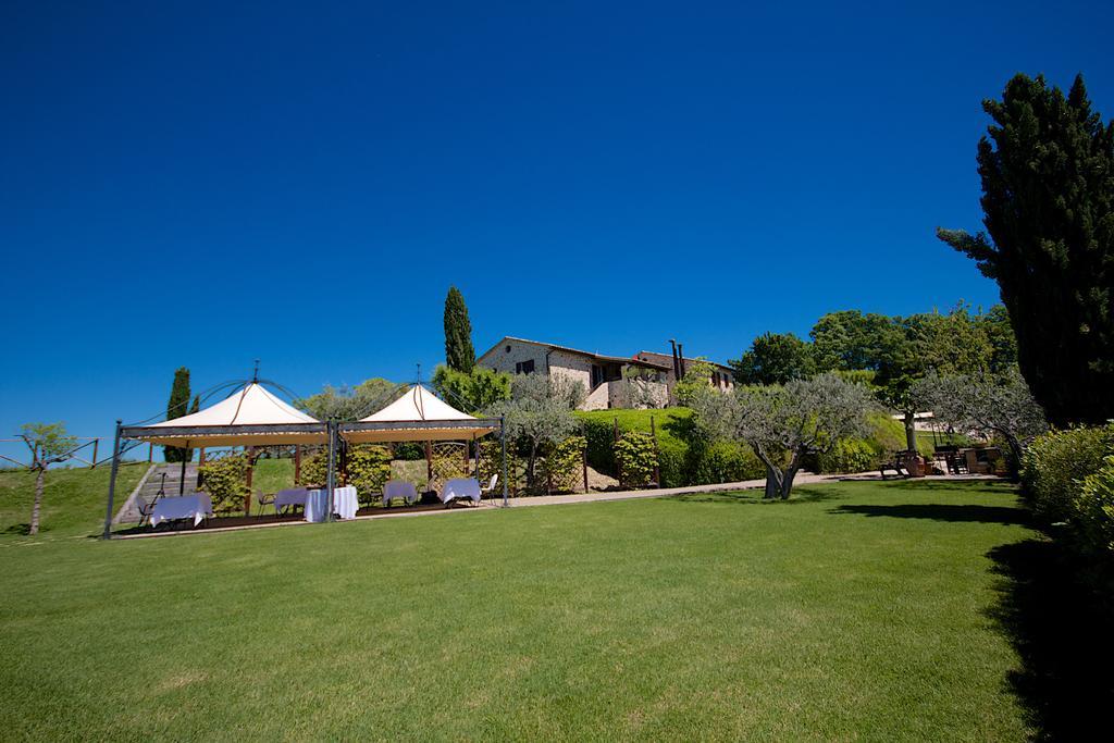 Agriturismo Le Colombe อัสซิซี ภายนอก รูปภาพ