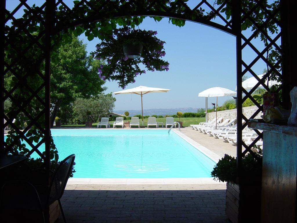 Agriturismo Le Colombe อัสซิซี ภายนอก รูปภาพ