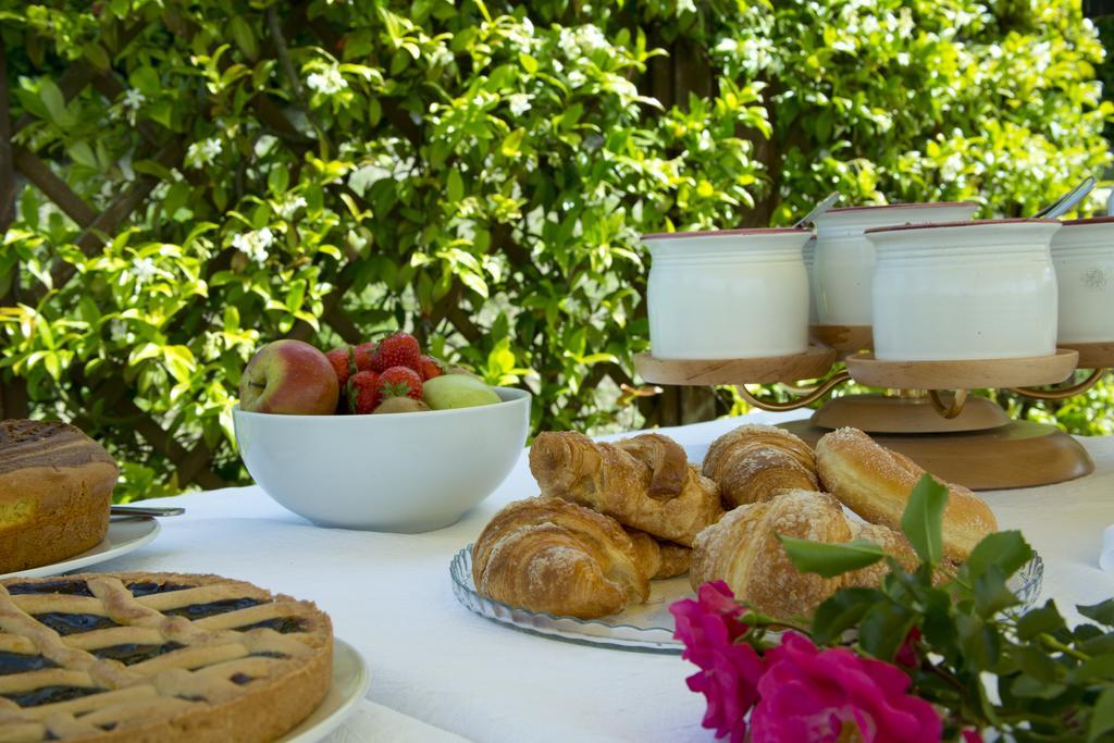 Agriturismo Le Colombe อัสซิซี ภายนอก รูปภาพ