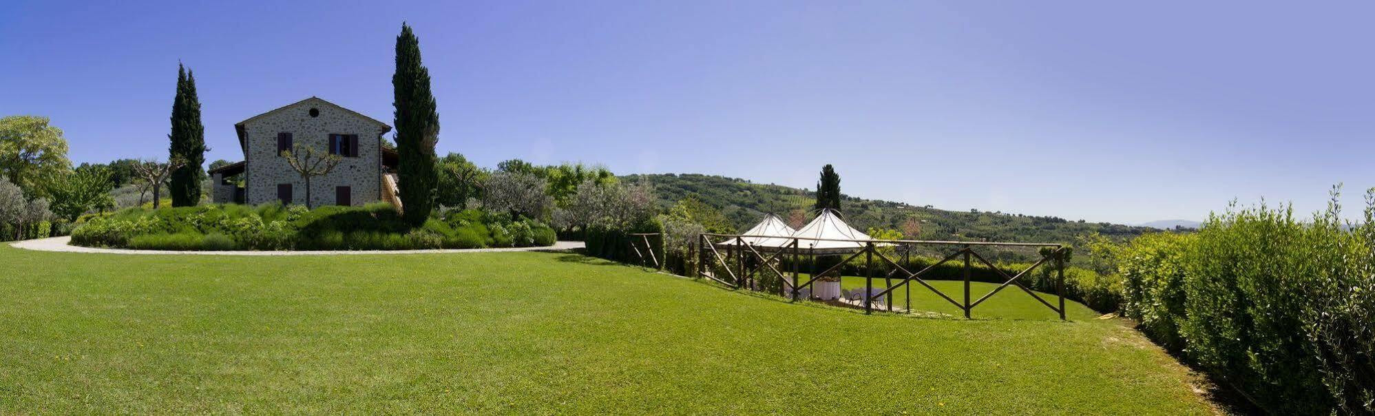 Agriturismo Le Colombe อัสซิซี ภายนอก รูปภาพ