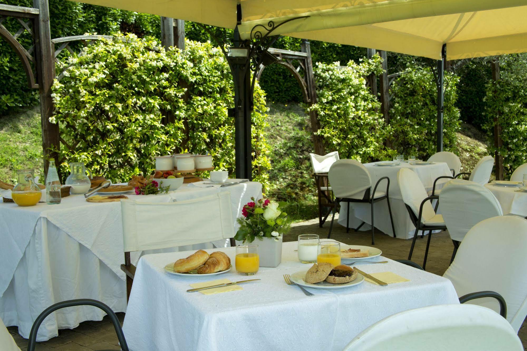Agriturismo Le Colombe อัสซิซี ภายนอก รูปภาพ