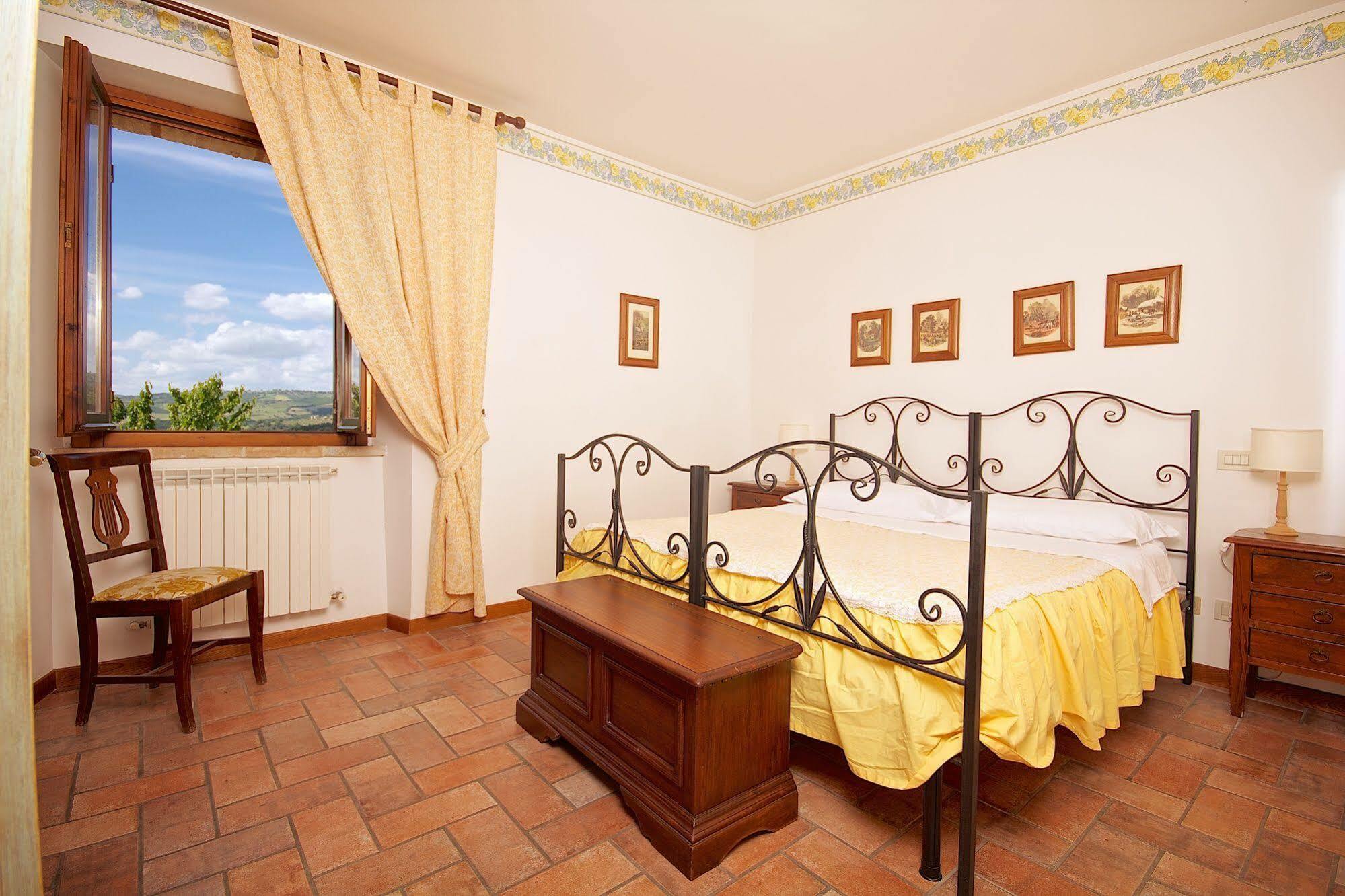 Agriturismo Le Colombe อัสซิซี ภายนอก รูปภาพ